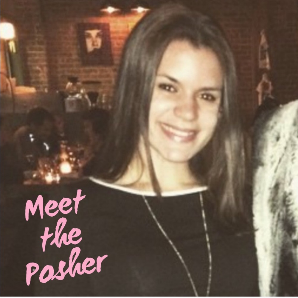 Meet your Posher, Kayla!